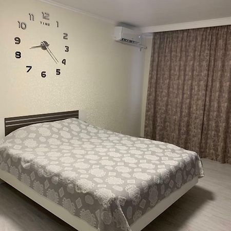 Apartments On Priportovaya,35 체르카시 외부 사진