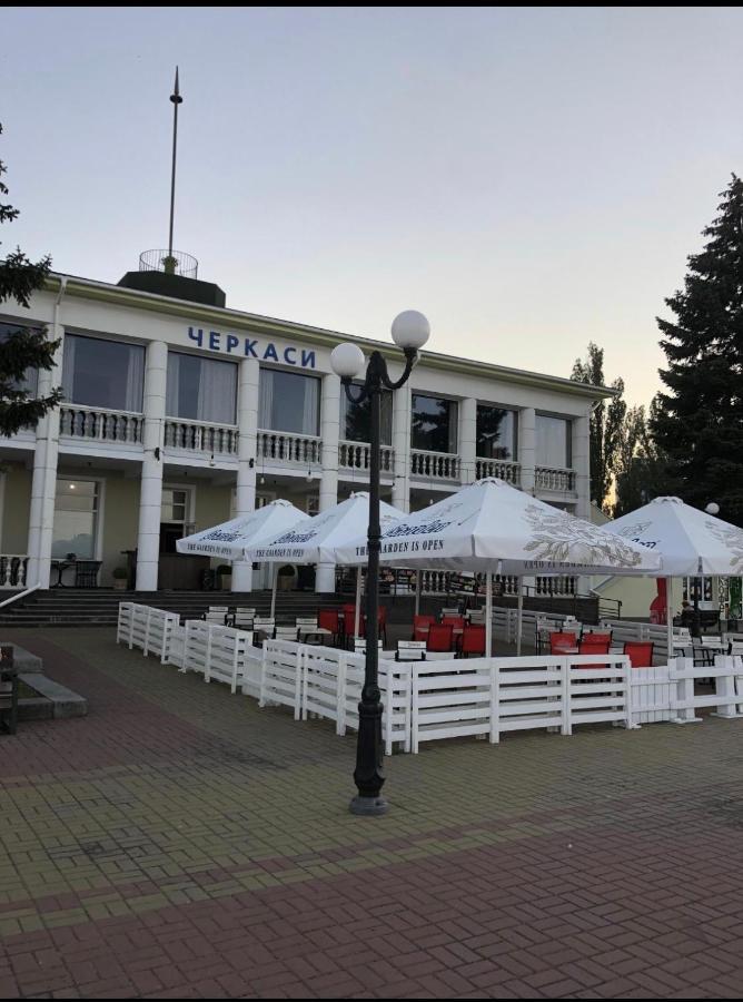 Apartments On Priportovaya,35 체르카시 외부 사진