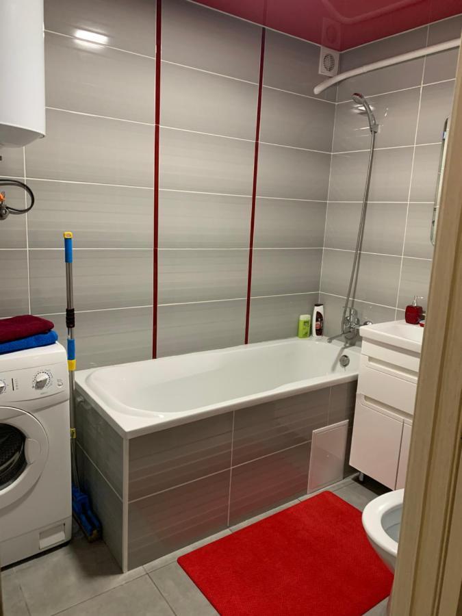 Apartments On Priportovaya,35 체르카시 외부 사진